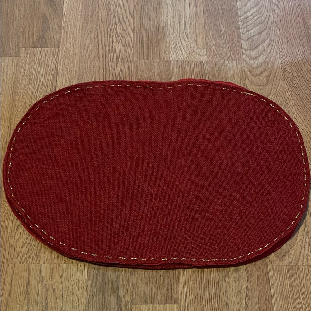 Set of 4 Red Oval Placemats with Matching Table Runner